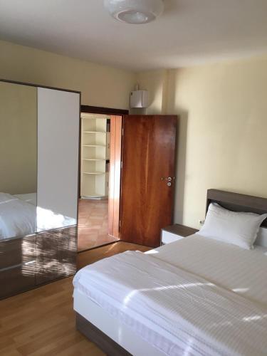 Hostal Byala Residence Apartments