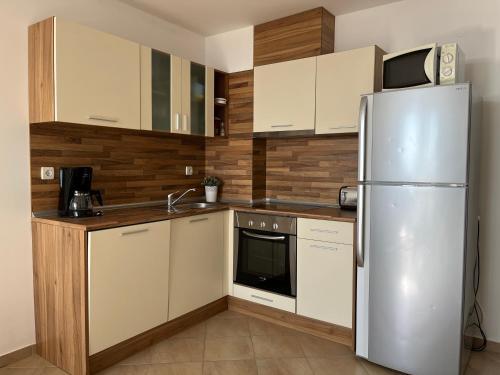 ??????????? ???????? - Sunbreeze Apartments