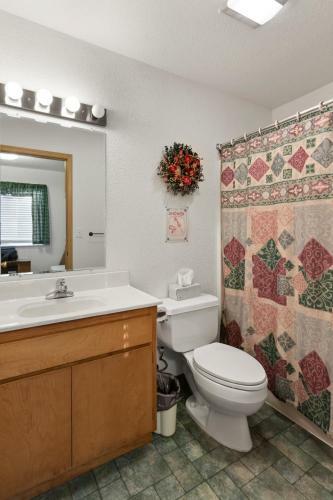 Dolly Varden Cabin @ Lower Kenai Lodging