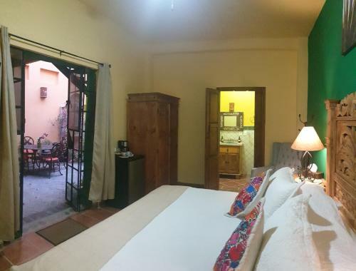 Hotel La Casona Chapala