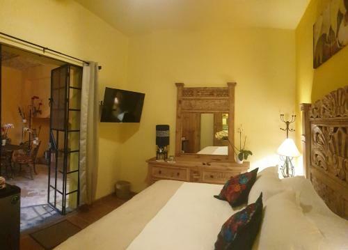 Hotel La Casona Chapala
