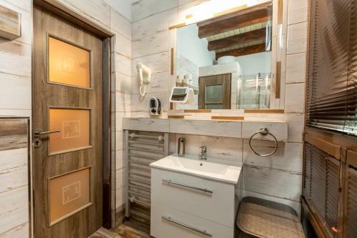 Apartm�n Pod Hradem - Vranovsk� P?ehrada, B�tov-horka