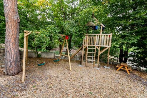 Apartm�n Pod Hradem - Vranovsk� P?ehrada, B�tov-horka