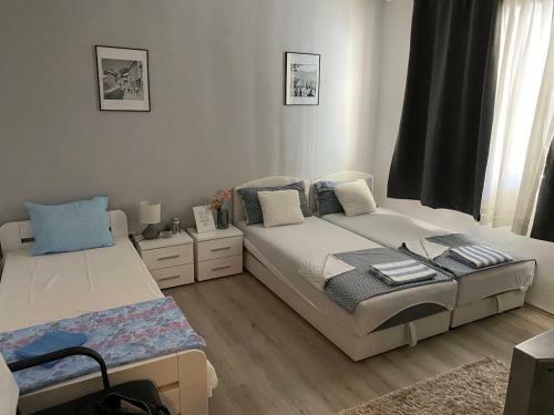 Lamiya?s 2 Bedroom Apartment