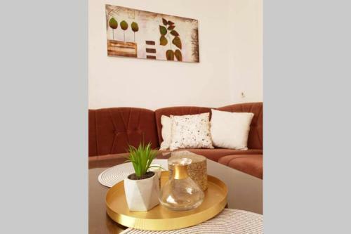 Lamiya?s 2 Bedroom Apartment