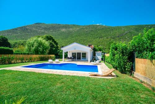 Villa Mirna