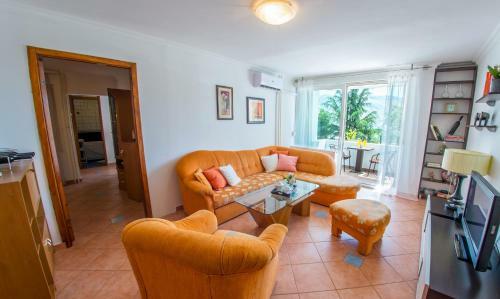 Golden View Apartments