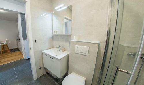Apartment Ema