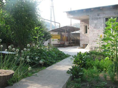 Hostal Ani Guest House