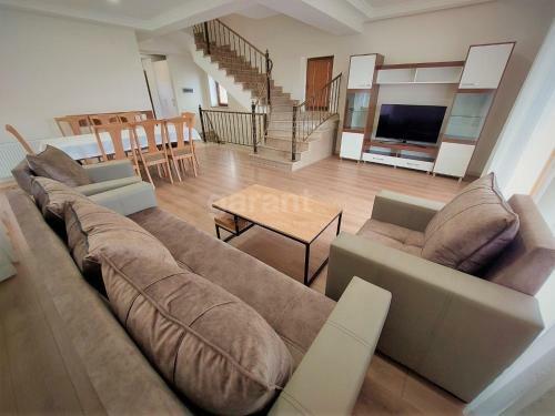 Apartamento ???????? ????? - ? 4 ????????? ? ??????????