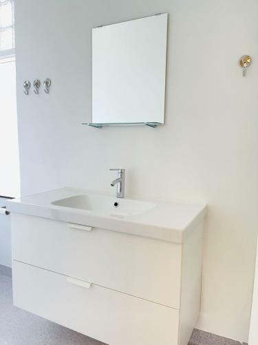 Aday - Aalborg Mansion - Open Bright Apartment With Garden