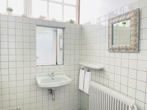 Hostal Aday - Aalborg Mansion - Room 2