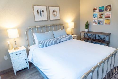 Motel Colony Suites