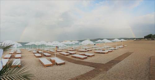Garden Beach Apartment 28