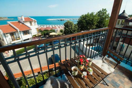 Hostal Breeze Guest House