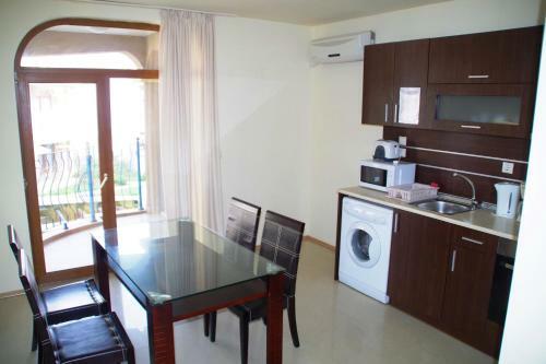 Azura Garden Apartments