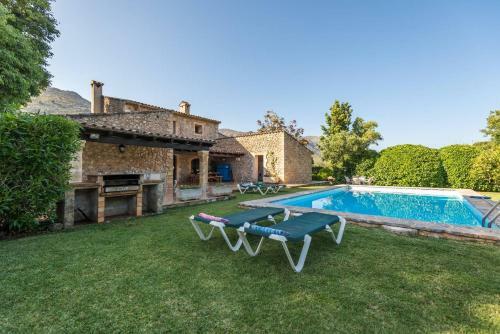Cuixach - Stone Mallorcan Villa In Pollensa