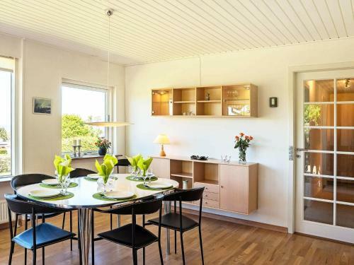Three-bedroom Holiday Home In Allinge 1