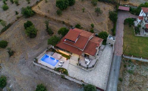 Lefkara Villa