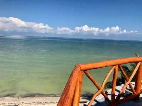 Apartamento Mystic Lounge - On The Beach With Swimming Pool
