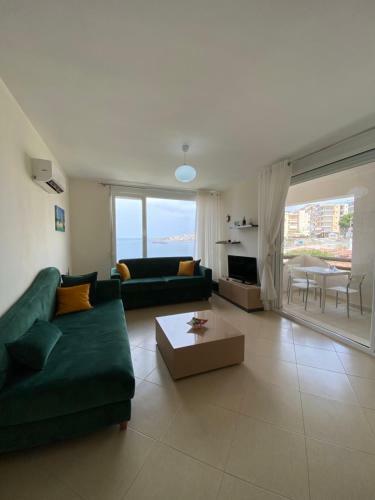 Sunny Bay Apartments
