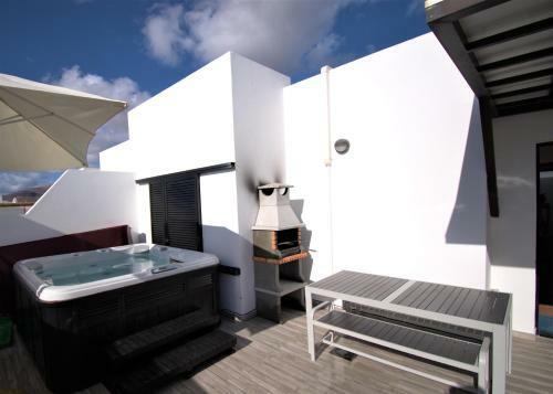 Villa Playa Blanca , Koldos Beach House