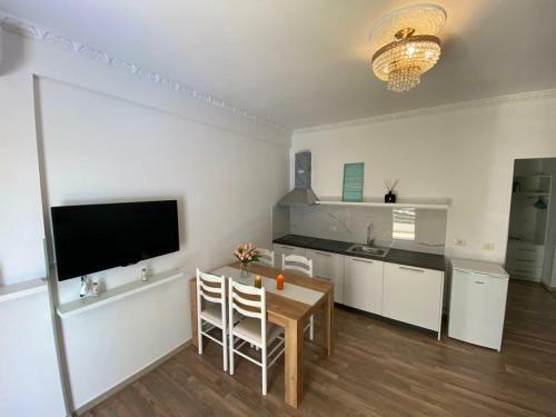 Hard Rock Apartments