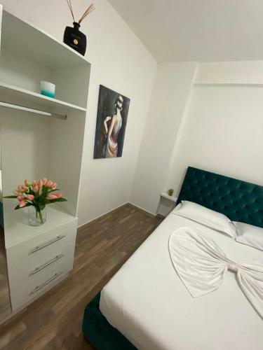 Hard Rock Apartments