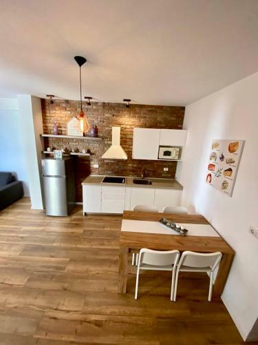 Hard Rock Apartments