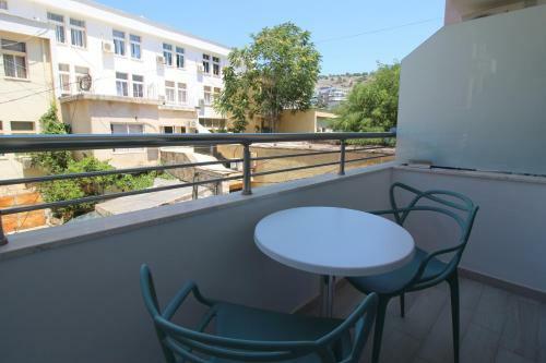Hotel Ari 2