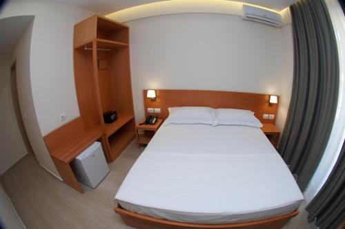 Hotel Ari 2