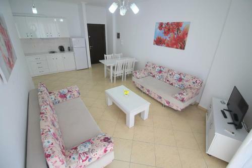 Eleana Apartments