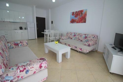 Eleana Apartments