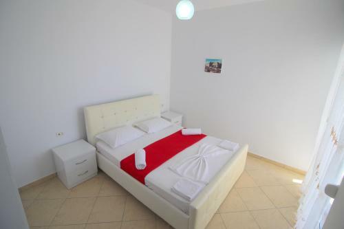 Eleana Apartments