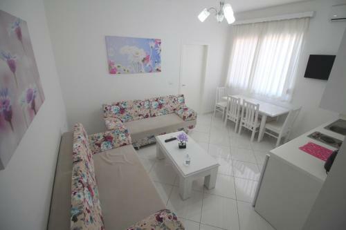 Eleana Apartments