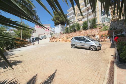 Eleana Apartments