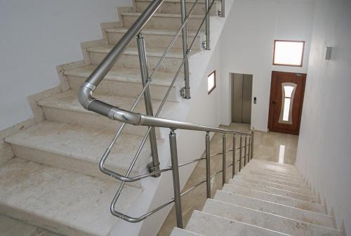 Pearl Apartment