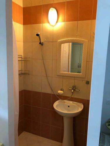 Aris Apartment