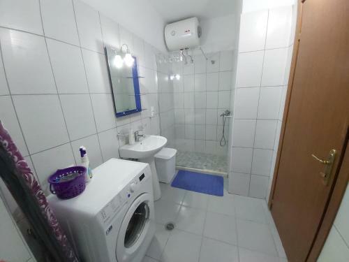 Rossana Sea View Apartment