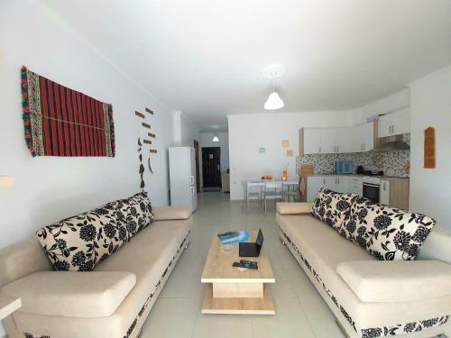Rossana Sea View Apartment