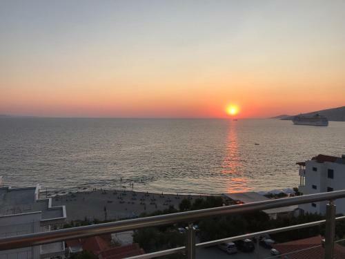 Sunset Apartment