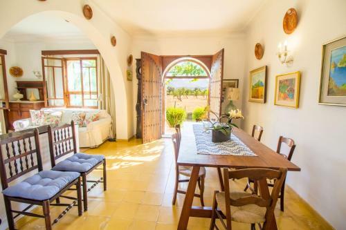 Preciosa Villa T�pica Mallorquina Con Wifi Y A/c