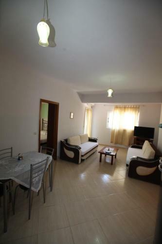 Veli Apartment Sarande