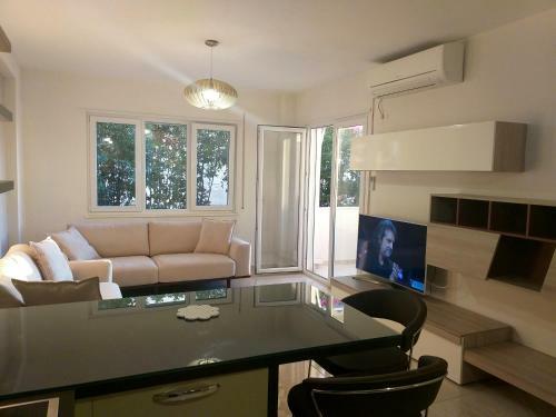Luxury Sea View Apartments