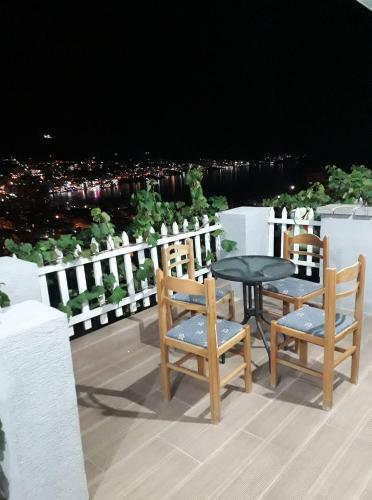 Denis Apartments