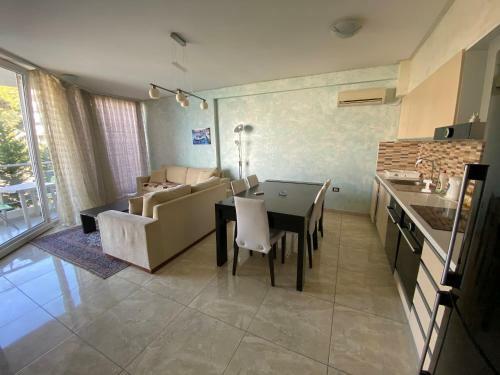 Azzura Apartments