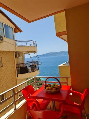 Meltin Apartments