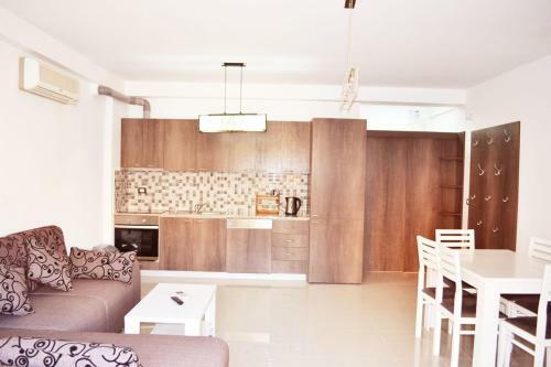 Azzura Apartment