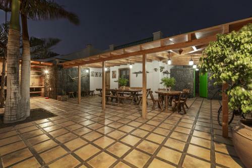 Villa Home Olive
