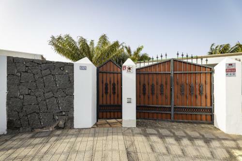 Villa Home Olive